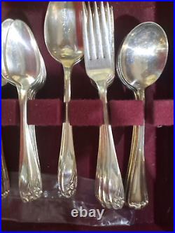 1847 Rogers Bros Silver Plate DAFFODIL & Misc Flatware Set in Box 90pcs