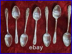 1847 Rogers Bros Silver Plate DAFFODIL & Misc Flatware Set in Box 90pcs