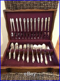 1847 Rogers Bros Silverplate Flatware ETERNALLY YOURS 76 Pc WithBox IS Silverware