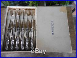 1847 Rogers Bros Silverplate Vintage Grape Set of 6 HH Fruit Knives in Box