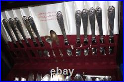 1847 Rogers Bros Silverware DAFFODIL 81 Piece Set Wood Box Chest Serving Pieces