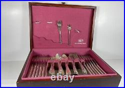 1847 Rogers Bros Silverware Daffodil 60+ Piece Set in Wooden Box Chest