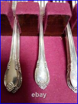 1847 Rogers Brothers Remembrance 50 Pc Silverware Flatware In Wood Box