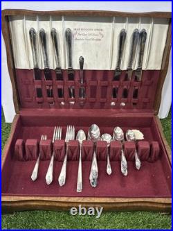 1847 Rogers Brothers Set Of 41 Pieces America's Finest Silverplate
