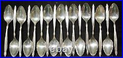 1847 Rogers Brothers Silverware Garland 1965 Pattern 47 Pieces With Wooden Box