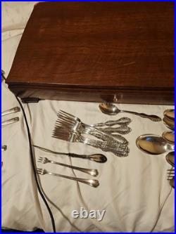 1847 Rogers Brothers Vintage Americas Finest Silver Plate Silverware