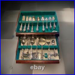 1847 Rogers Brothers Vintage Americas Finest Silver Plate Silverware