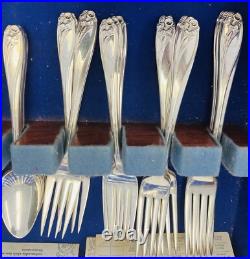 1847 Rogers Daffodil Flatware Service For Eight Original Wood Box 51 Pieces