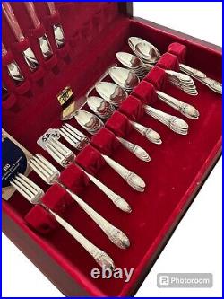 1847 Rogers IS Silverware Flatware SilverPlate WithChest -FIRST LOVE 52 PIECES