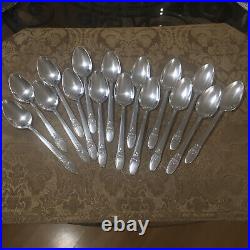 1847 Rogers Silverware Flatware FIRST LOVE 6 Pc Set for 8 S/Plate Chest Hostess