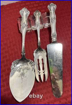 1847 Rogersvintage Grape Patternpastry& Pie Servers3 Different Ones1904-vgc 1847 Rogersvintage Grape Patternpastry& Pie Servers3 Different Ones1904-vgc