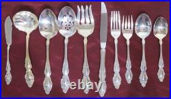 1881 Rogers/ONEIDA Baroque Rose Silverplate 65 Pc Service for 12 withChest uu 1881 Rogers/ONEIDA Baroque Rose Silverplate 65 Pc Service for 12 withChest uu