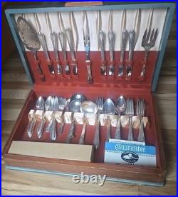 1881 Rogers ONEIDA Silverware Set Silver Plate Flatware Wood Chest 70 Pcs