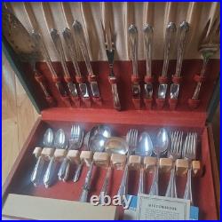 1881 Rogers ONEIDA Silverware Set Silver Plate Flatware Wood Chest 70 Pcs