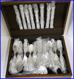 1881 Rogers Oneida Baroque Rose 1967 Silver Plate Flatware Set with Chest 48 Pc