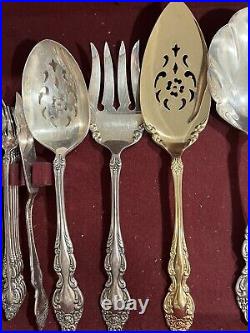 1881 Rogers Oneida Baroque Rose Silverware Set Silverplate112 Pieces