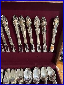 1881 Rogers Oneida Baroque Rose Silverware Set Silverplate112 Pieces