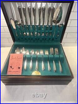 1881 Rogers Oneida Ltd Brookwood Banbury Silverplate Flatware 57 pc Set in Box