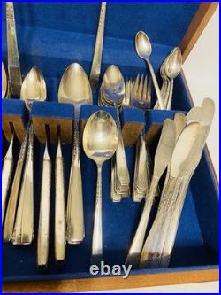 1881 Rogers Oneida Silver Plate Flatware Set Brookwood-Banbury Wood Chest 73PC