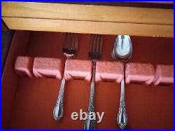 1881 rogers oneida silverware Set London Town Pattern 74 Pcs