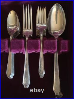 1928 Legacy Pattern 1847 Rogers Bros with 8 Place Settings/Serving Pieces with Box