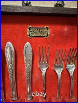 1934 Oneida 1881 Rogers Silver Plate 39 Piece Chateau Flatware