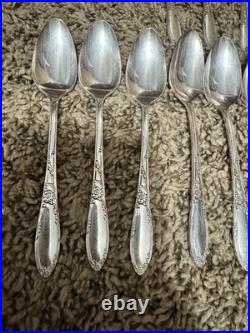 1934 Oneida 1881 Rogers Silver Plate 39 Piece Chateau Flatware