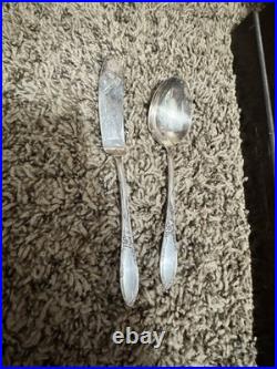 1934 Oneida 1881 Rogers Silver Plate 39 Piece Chateau Flatware