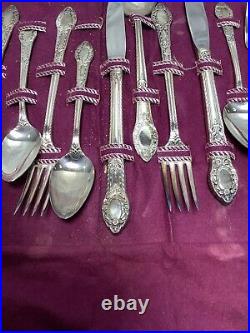 1938 Roger Oneida Silverplate Flatware RENDEZVOUS Old South 34 Pieces + Keeper