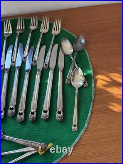 1941 Silver Plated Dining Silver Ware By 1847 Roger's Bros 30 Pieces Art Deco
