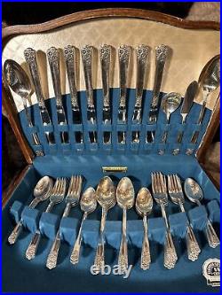 1950 WM Rogers & Son IS Silverplate APRIL Pattern Silverware 52 Pieces withcase