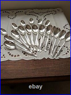 1957 Rogers Silver Plate Serving Sets Exquisite 79 Pieces & chest