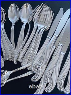 1958 Modern Scroll Wm Rogers 50 Piece Flatware Silverware Set For 8