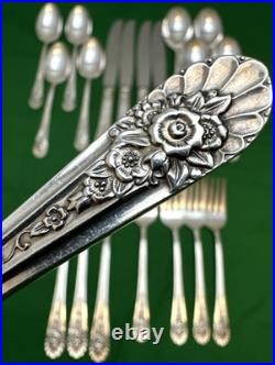 20 Pc JUBILEE Silverplated SERVICE FOR 4 Wm Rogers Mfg Nice Condition