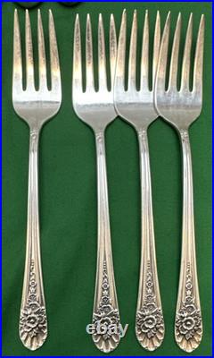 20 Pc JUBILEE Silverplated SERVICE FOR 4 Wm Rogers Mfg Nice Condition