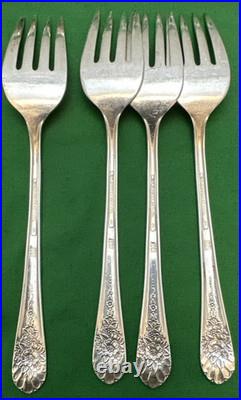 20 Pc JUBILEE Silverplated SERVICE FOR 4 Wm Rogers Mfg Nice Condition