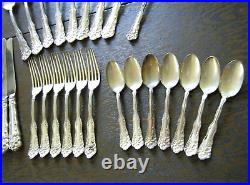 28 pc Vintage 1904 Wm Rogers Berwick / Diana Silver Plate Flatware set