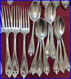 33 Pc 1911 OLD COLONY Silverplated Flatware Set for 4 with Extras 1847 Rogers Bros