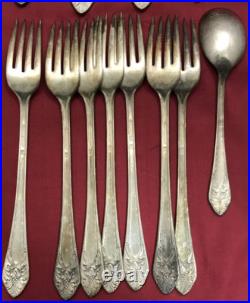 33 Pc 1933 MARQUISE Silverplated MIX SPOONS -GRILLE FORKS -KNIVES + 1847 Rogers 33 Pc 1933 MARQUISE Silverplated MIX SPOONS -GRILLE FORKS -KNIVES + 1847 Rogers