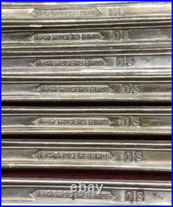 33 Pc 1933 MARQUISE Silverplated MIX SPOONS -GRILLE FORKS -KNIVES + 1847 Rogers 33 Pc 1933 MARQUISE Silverplated MIX SPOONS -GRILLE FORKS -KNIVES + 1847 Rogers