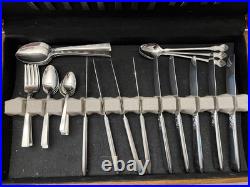 46 pc WM A Rogers A1 Plus Oneida Silverplate silverware set 46 pc WM A Rogers A1 Plus Oneida Silverplate silverware set