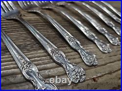 49 Piece WM Rogers Extra Plate Flatware Knives Spoons Forks Vtg Naken's Chest 49 Piece WM Rogers Extra Plate Flatware Knives Spoons Forks Vtg Naken's Chest