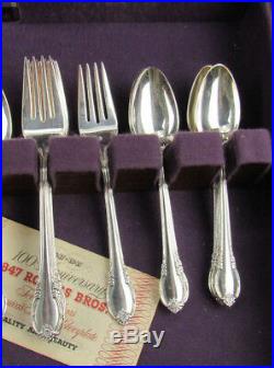 50 PC Set 1847 Rogers REMEMBRANCE IS Silverplate Flatware Service With Case