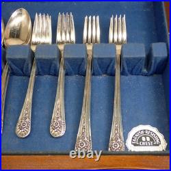 50 PC Wm. Rogers Mfg Co AA Jubilee Silverplate I. S. Flatware Set Vtg withCase