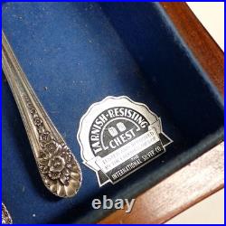 50 PC Wm. Rogers Mfg Co AA Jubilee Silverplate I. S. Flatware Set Vtg withCase