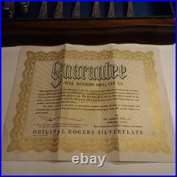 50 PC Wm. Rogers Mfg Co AA Jubilee Silverplate I. S. Flatware Set Vtg withCase