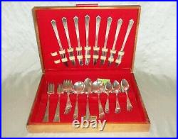 50pc Rogers XII IS La Touraine Silver Plate Flatware set in Wooden Chest