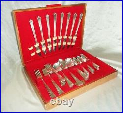 50pc Rogers XII IS La Touraine Silver Plate Flatware set in Wooden Chest