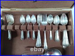 50pc Rogers XII IS La Touraine Silver Plate Flatware set in Wooden Chest