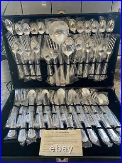 51 Piece Wm Rogers And Sons Silverware Set. Excellent condition. With case